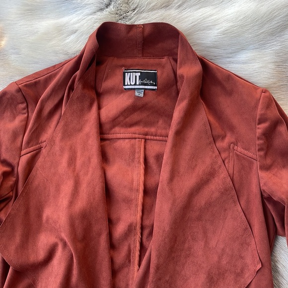 Kut from the Kloth Rust Brown Faux Suede Draped Front Jacket Size Small - Picture 2 of 11